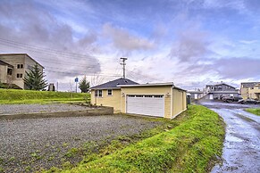Updated Port Orchard Home, Walk to Waterfront