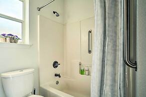 Quaint Santa Teresa Retreat Near the Border