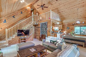 Mars Hill Cabin w/ Pool Table ~ 2 Mi to Wolf Ridge