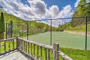Mars Hill Cabin w/ Pool Table ~ 2 Mi to Wolf Ridge