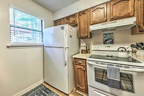 Rustic Ruidoso Retreat Near Shops & Mountains!