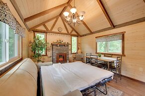 Tranquil Creekside Cabin in Dutch Country!