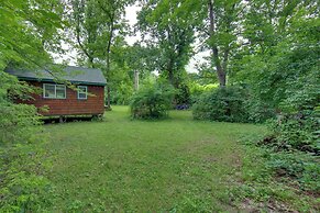 Tranquil Creekside Cabin in Dutch Country!