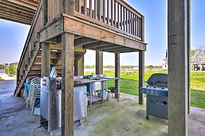 Waterfront Sargent House w/ Sparkling Pool!