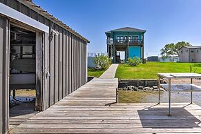 Waterfront Sargent House w/ Sparkling Pool!