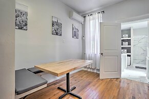 Updated Bayonne Townhome ~ 11 Mi to Nyc!
