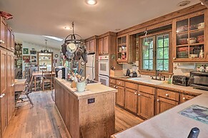 Serene Lodi Escape w/ Deck: Boat, Hike & Sip!