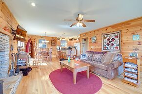 Waynesville Vacation Rental w/ Mountain Views!