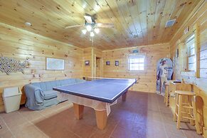 Waynesville Vacation Rental w/ Mountain Views!