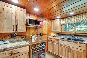 Cozy Wisconsin Getaway w/ Dock & Lake Access!