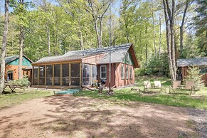 Cozy Wisconsin Getaway w/ Dock & Lake Access!