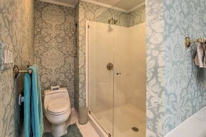 Waterfront Vacation Rental Near Louisville!