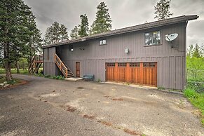 Sprawling Fraser Cabin w/ Private Hot Tub & Deck!