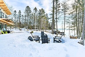 Waterfront Cabin on Lake Superior w/ Fire Pit