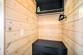 Waterfront Cabin on Lake Superior w/ Fire Pit