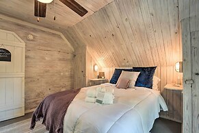 Unique Loft Cabin: Fire Pit & Fishing Access!
