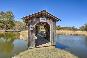 Unique Loft Cabin: Fire Pit & Fishing Access!