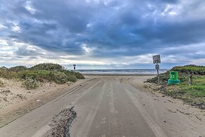 Crystal Beach Retreat w/ Deck - Walk to the Ocean!