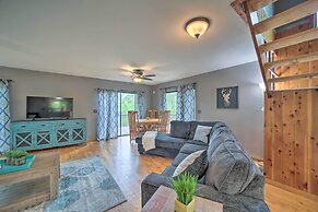 Secluded, Mountaintop Getaway w/ Fire Pit!