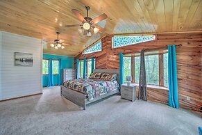 Secluded, Mountaintop Getaway w/ Fire Pit!