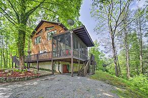 Secluded, Mountaintop Getaway w/ Fire Pit!