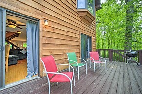 Secluded, Mountaintop Getaway w/ Fire Pit!