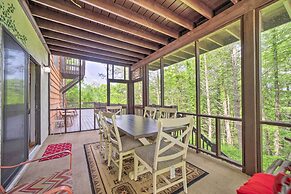 Secluded, Mountaintop Getaway w/ Fire Pit!