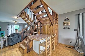 Secluded, Mountaintop Getaway w/ Fire Pit!