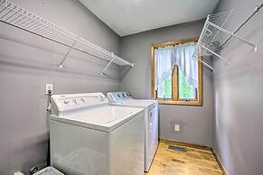 Secluded, Mountaintop Getaway w/ Fire Pit!