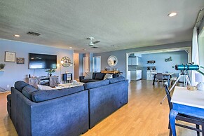 Vibrant Kingsland Retreat w/ Waterfront Views