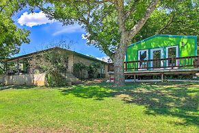 Vibrant Kingsland Retreat w/ Waterfront Views