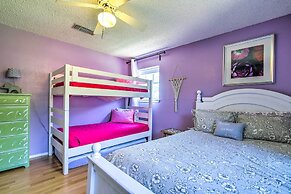 Vibrant Kingsland Retreat w/ Waterfront Views