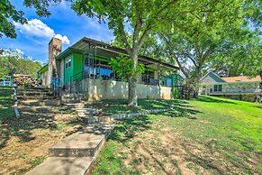 Vibrant Kingsland Retreat w/ Waterfront Views