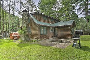 Tafton Cottage w/ Fire Pit & Grill: Steps to Lake!