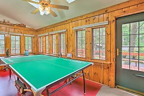 Steps to Lake: Tafton Cottage w/ Fire Pit & Grill