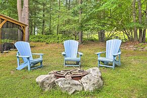 Steps to Lake: Tafton Cottage w/ Fire Pit & Grill
