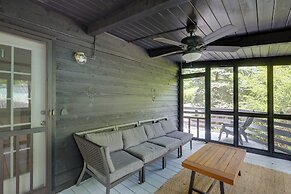 In Golf Community w/ Pool Access: Newland Cabin