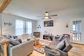 In Golf Community w/ Pool Access: Newland Cabin