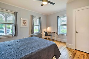 Updated Vintage Apartment < 1/2 Mi to Main St