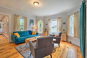 Updated Vintage Apartment < 1/2 Mi to Main St