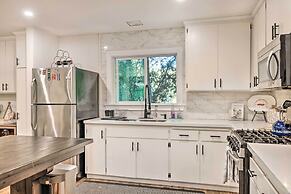 Private Hot Tub, Fire Pit + Swingset: Arnold Home