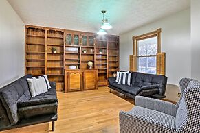 5-acre Vacation Home w/ Woods & Hiking Ground