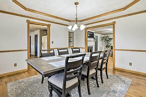 5-acre Vacation Home w/ Woods & Hiking Ground