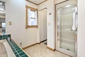 5-acre Vacation Home w/ Woods & Hiking Ground