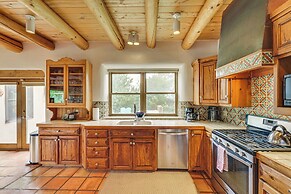Arroyo Seco Adobe w/ Hot Tub Near Taos Ski Valley!