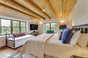 Arroyo Seco Adobe w/ Hot Tub Near Taos Ski Valley!