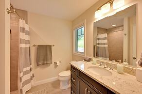 Ski In & Out! Black Mountain Resort Townhome