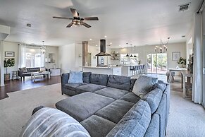 Beautiful Hemet Home: Large Patio & Mtn Views!