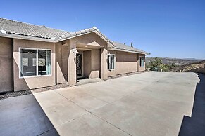 Beautiful Hemet Home: Large Patio & Mtn Views!