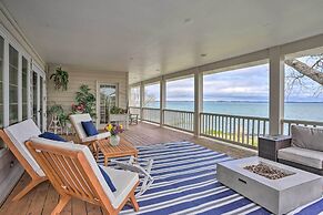 Beachfront Urbanna Home w/ Gas Grill & Deck!